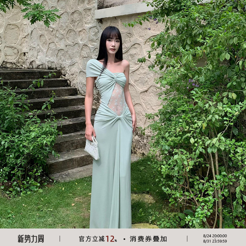 Venuie Bean Green Dress, Perfect for Beach Vacations and Photoshoots, Stunning Sanya French-Style Long Dress for Women