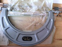 Second-hand measuring tool inventory large stroke Chengdu outer diameter micrometer 200-250 into a quantity outer diameter micrometer 250-300