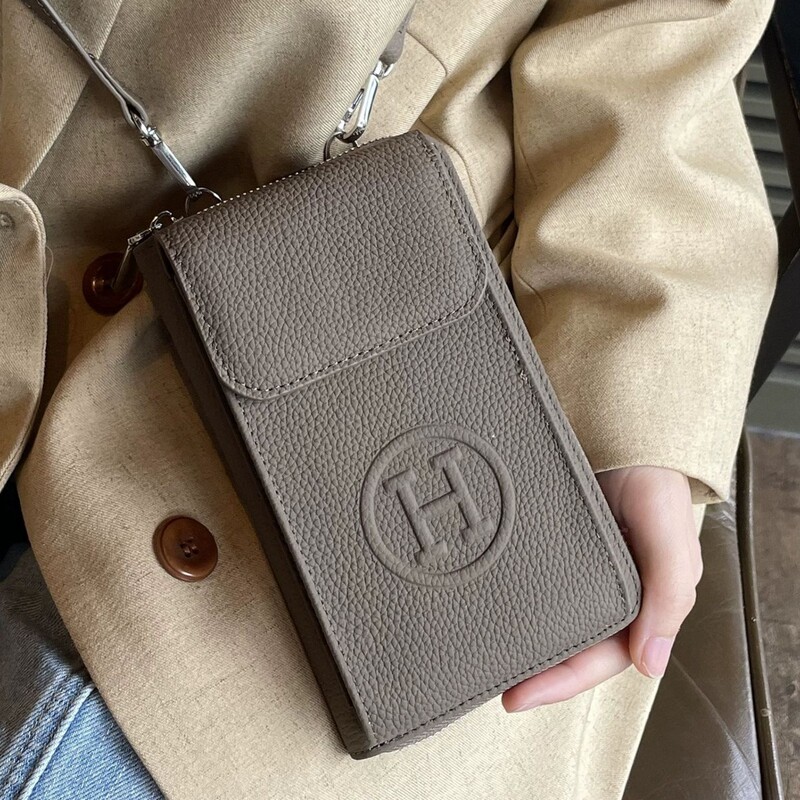 Genuine Leather Zipper Phone Bag, High-End Mini Leather Wallet, Crossbody Bag, Vertical Style, First-Layer Cowhide Portable Phone Pouch Genuine Leather Zipper Phone Bag, High-End Mini Leather Wallet, Crossbody Bag, Vertical Style, First-Layer Cowhide Portable Phone Pouch