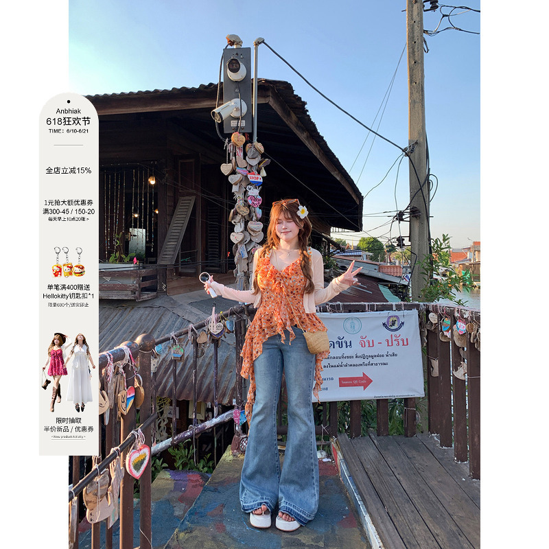 Annie Is Not Popular, Retro Sweet and Spicy Style Bow Pocket Flared Jeans for Women, Slightly Chubby, Waist-Cinching, Plus-Size, Slightly Flared Pants Annie Is Not Popular, Retro Sweet and Spicy Style Bow Pocket Flared Jeans for Women, Slightly Chubby, Waist-Cinching, Plus-Size, Slightly Flared Pants