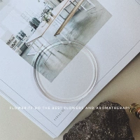 Оба являются украшениями.