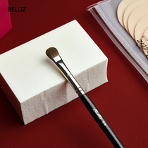  Korean BELLIZ makeup brush E18 squirrel hair small round head short small hair peak soft touch beginner eye shadow brush