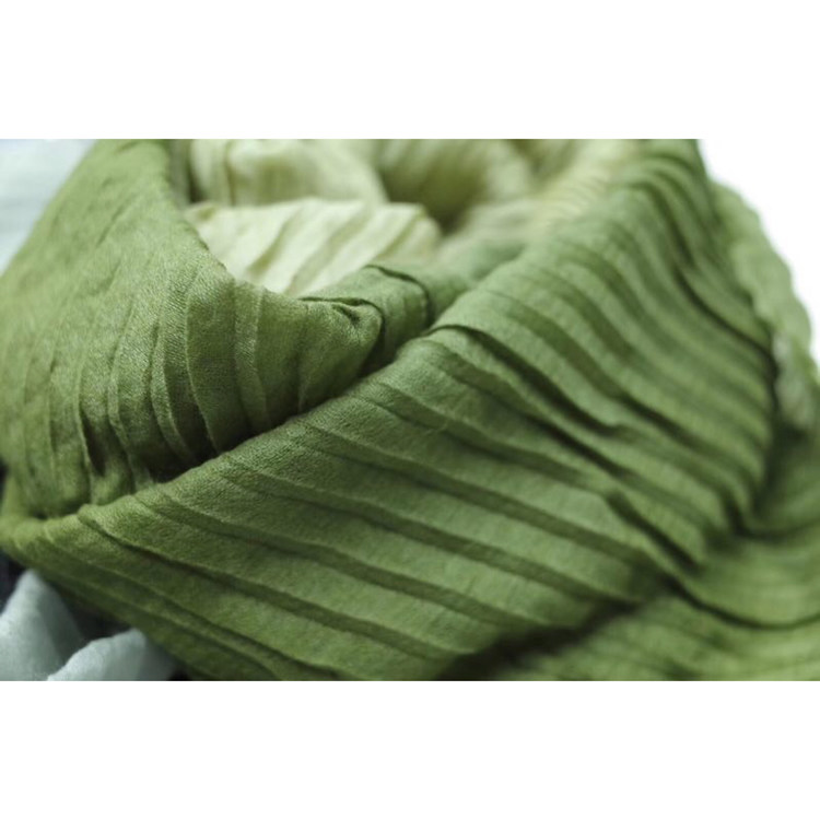 LunaSelected Pleated Art Gradient Super Soft Super Soft Cashmere Scarf