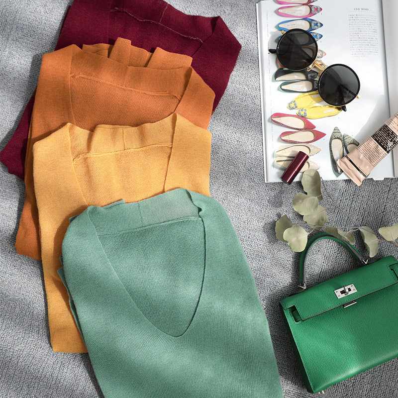 LunaMade Word of Mouth Fine Needle Nude Skin-Friendly 100 Count Ultra-thin Lightweight Machine Washable V-Neck Wool Bottoming Shirt