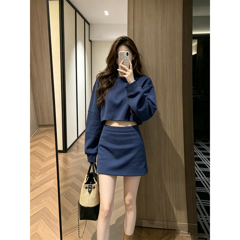 Korean Style Versatile and Relaxed Blue Sweatshirt Set for Women, Spring and Autumn High-End Short Skirt Two-Piece Casual Fashion Set Korean Style Versatile and Relaxed Blue Sweatshirt Set for Women, Spring and Autumn High-End Short Skirt Two-Piece Casual Fashion Set