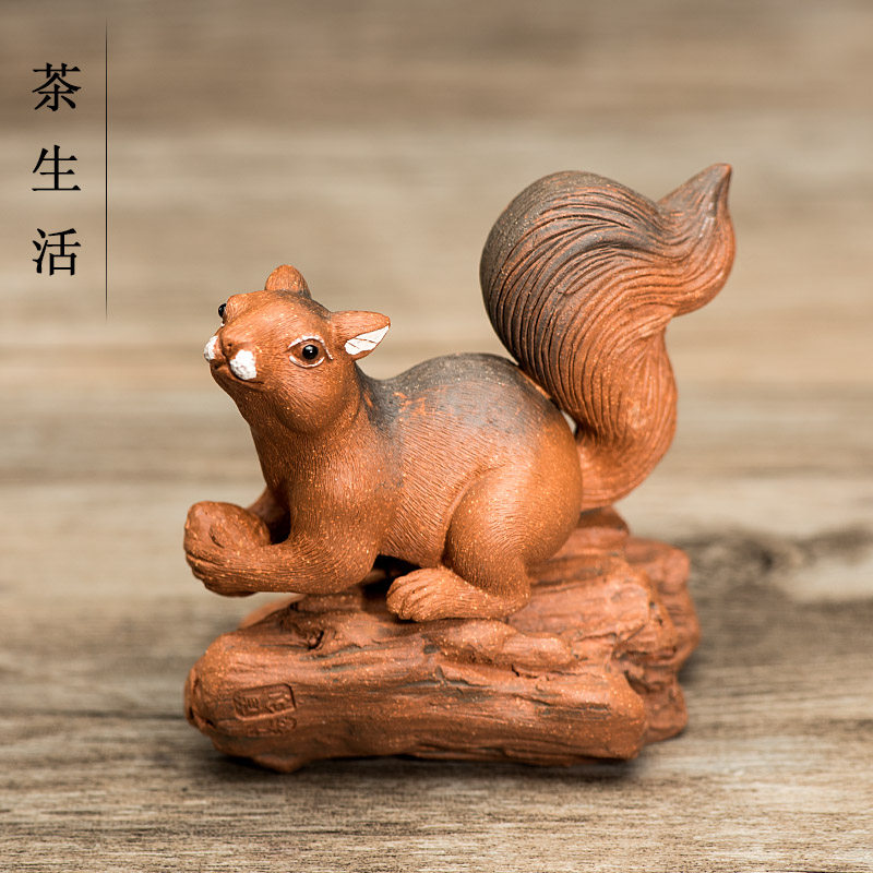 Tea Spotting Piece Boutique Purple Sand Cute Squirrel Sculpture Tea Play Tea Tray Home Decoration Small Pendulum Pieces Purple Sand Gift Items
