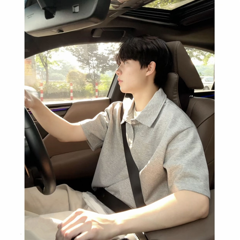 American-Style High-End Heavy Loose-Fit Light Gray Short-Sleeve Trendy Men's Polo Shirt, Cool Summer Turn-Down Collar Regular Shoulder Shirt American-Style High-End Heavy Loose-Fit Light Gray Short-Sleeve Trendy Men's Polo Shirt, Cool Summer Turn-Down Collar Regular Shoulder Shirt