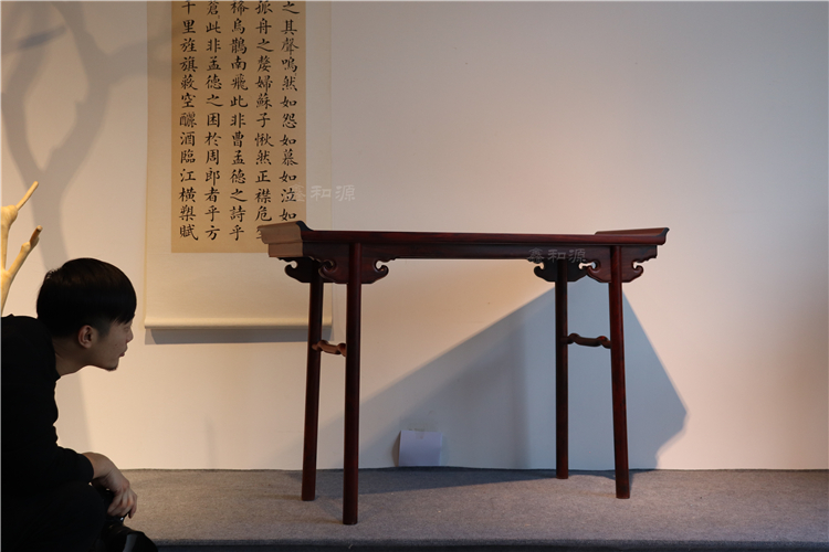 Wang Shizhen, gỗ hồng đỏ, chuck, squat, hộp ngồi xổm, gỗ hồng mộc Sian, đồ gỗ gụ kiểu Ming - Bàn / Bàn bàn ăn gỗ nguyên khối