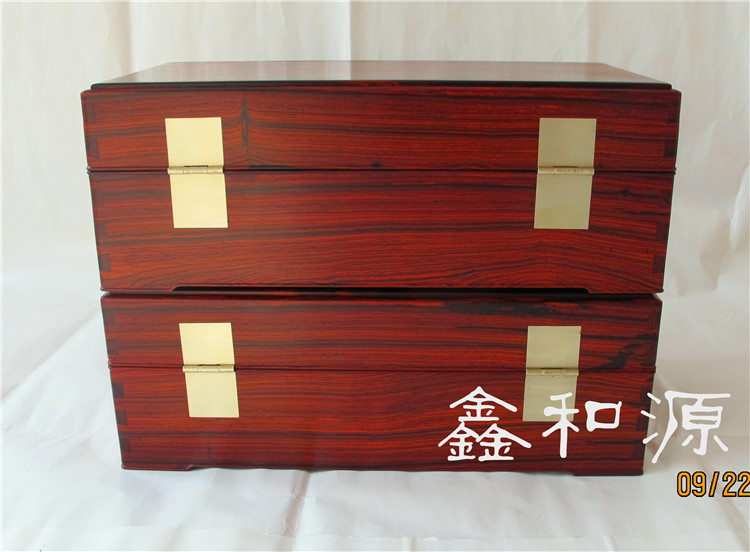 Ming phong cách nội thất Wang Shizhen Tây Tạng hộp hộp trang sức hộp lưu trữ Sian gỗ hồng sắc đỏ gỗ hồng hộp lưu trữ vali chính thức - Cái hộp thùng gỗ sồi