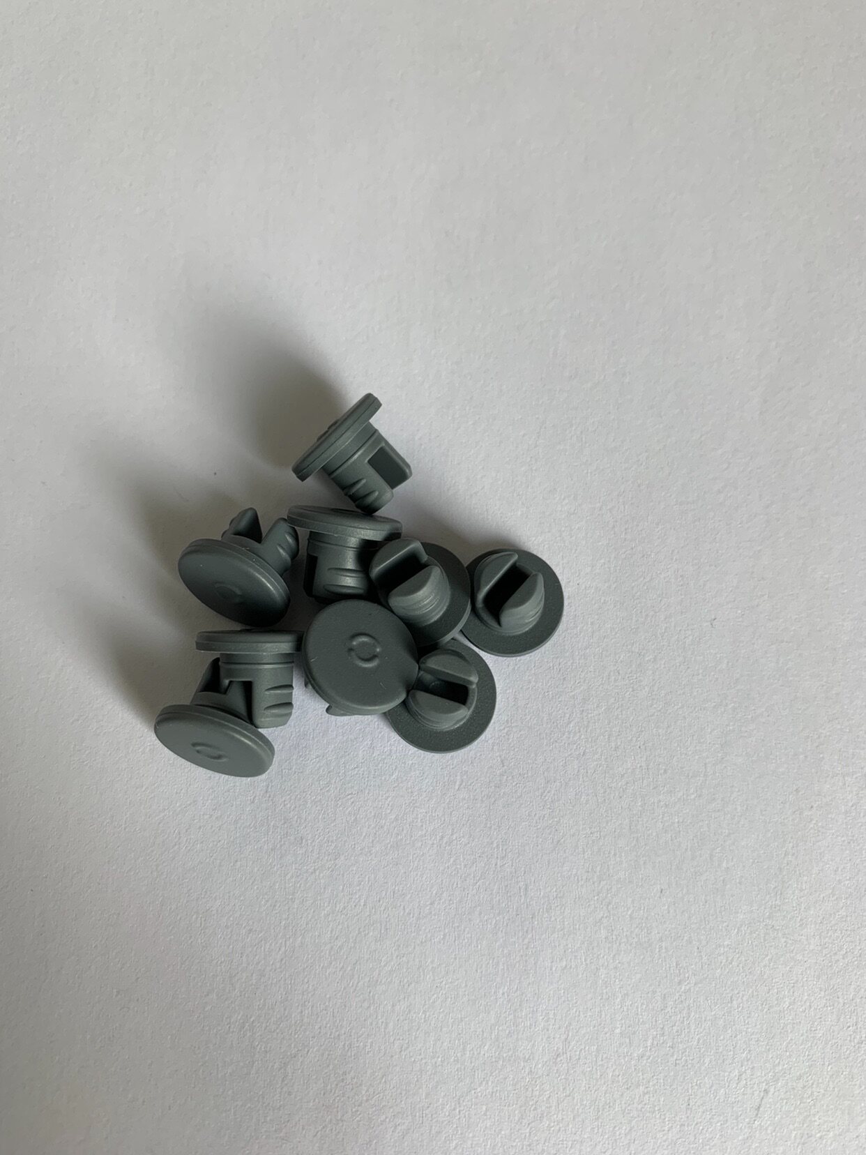 13mm forked rubber stoppers Xilin bottle matching rubber stoppers freeze-dried rubber stoppers two open corks