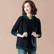 Áo len size lớn nữ chất béo mm2018 mới rộng mỏng lỏng lẻo màu áo trùm đầu nữ mùa thu thủy triều
