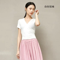 Белый топ с короткими рукавами