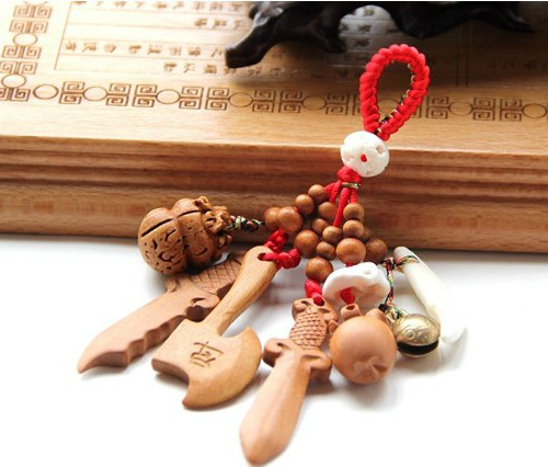 Baby baby pressed Peach Walnut Walnut Pendant Red Rope Can don't clothes to put in crib This life-year car pendant