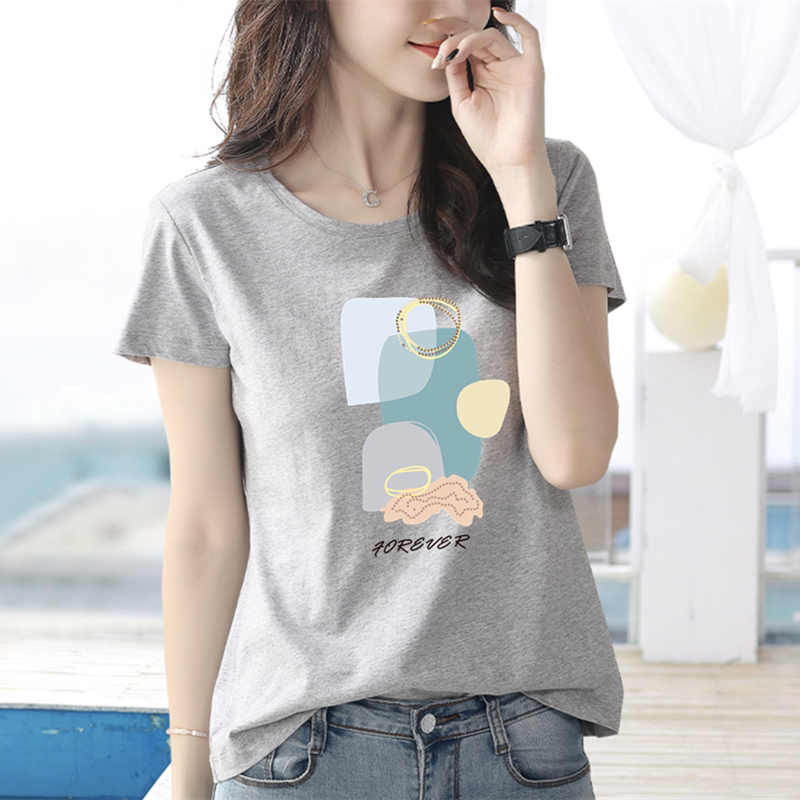 Short-Sleeved T-Shirt for Women, Fashionable 2026 Summer Slim-Fit Half-Sleeve European Style Top, Gray Cotton Women's T-Shirt