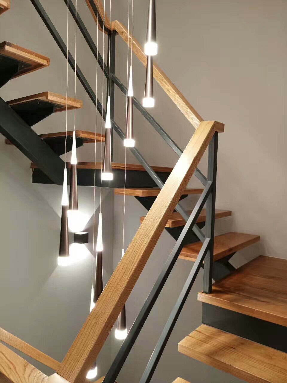 Ресторан люстра 新特丽北欧餐厅吊灯简约现代客厅轻奢灯饰装饰灯具单头吧台灯 New Terri