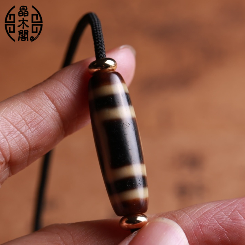 High-Quality Oil-Coated Dzi Bead Pendant Necklace, Pure Natural Tibetan Style, Authentic from Taiwan, for Men High-Quality Oil-Coated Dzi Bead Pendant Necklace, Pure Natural Tibetan Style, Authentic from Taiwan, for Men