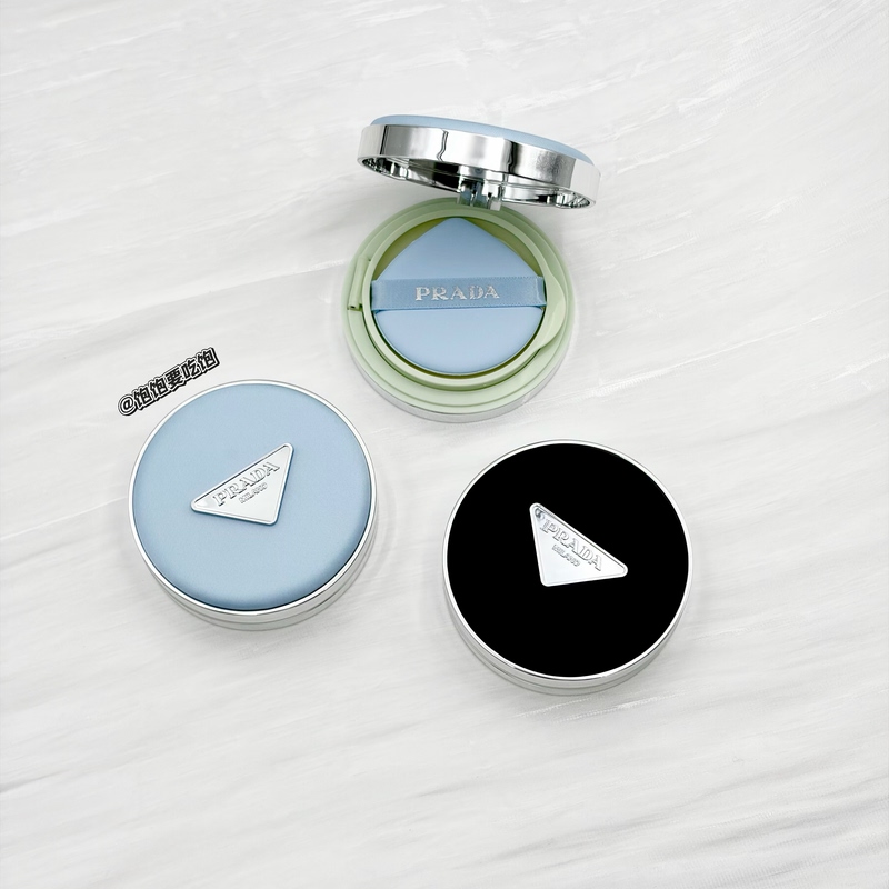 Prada New Limited Edition Blue Nylon Air Cushion Lc5/Ln10 Replacement Core, Hydrating, Lightweight, Long-Lasting Moisturizing