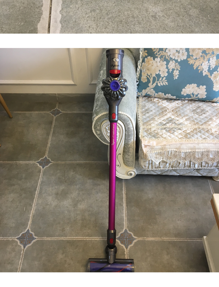 may hut bui oto Phiên bản Mỹ của máy hút bụi Dyson V7 nguyên bản bốn đầu xe gia đình có đầu hút không dây lớn ngoài máy hút bụi cầm tay - Máy hút bụi hút bụi ô tô