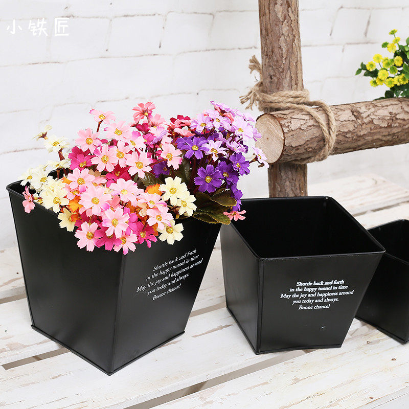 Square black iron bucket Wrought iron anti-rust flower arrangement bucket Hydroponic flower pot Flower living room desktop ornaments Simple and modern
