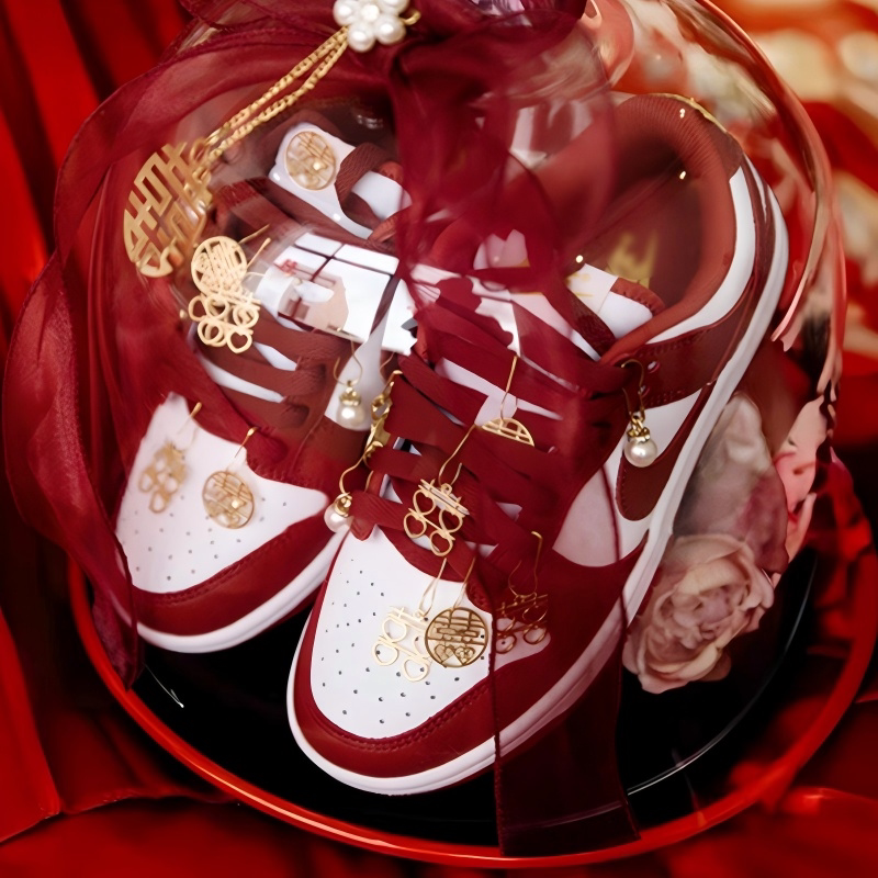 Red Wedding Shoes, Bridal Shoes, He Xiu Wedding Dress Dual-Purpose Women's Shoes, Flat-Soled Sports Sneakers, Burgundy He Xiu Wedding Shoes