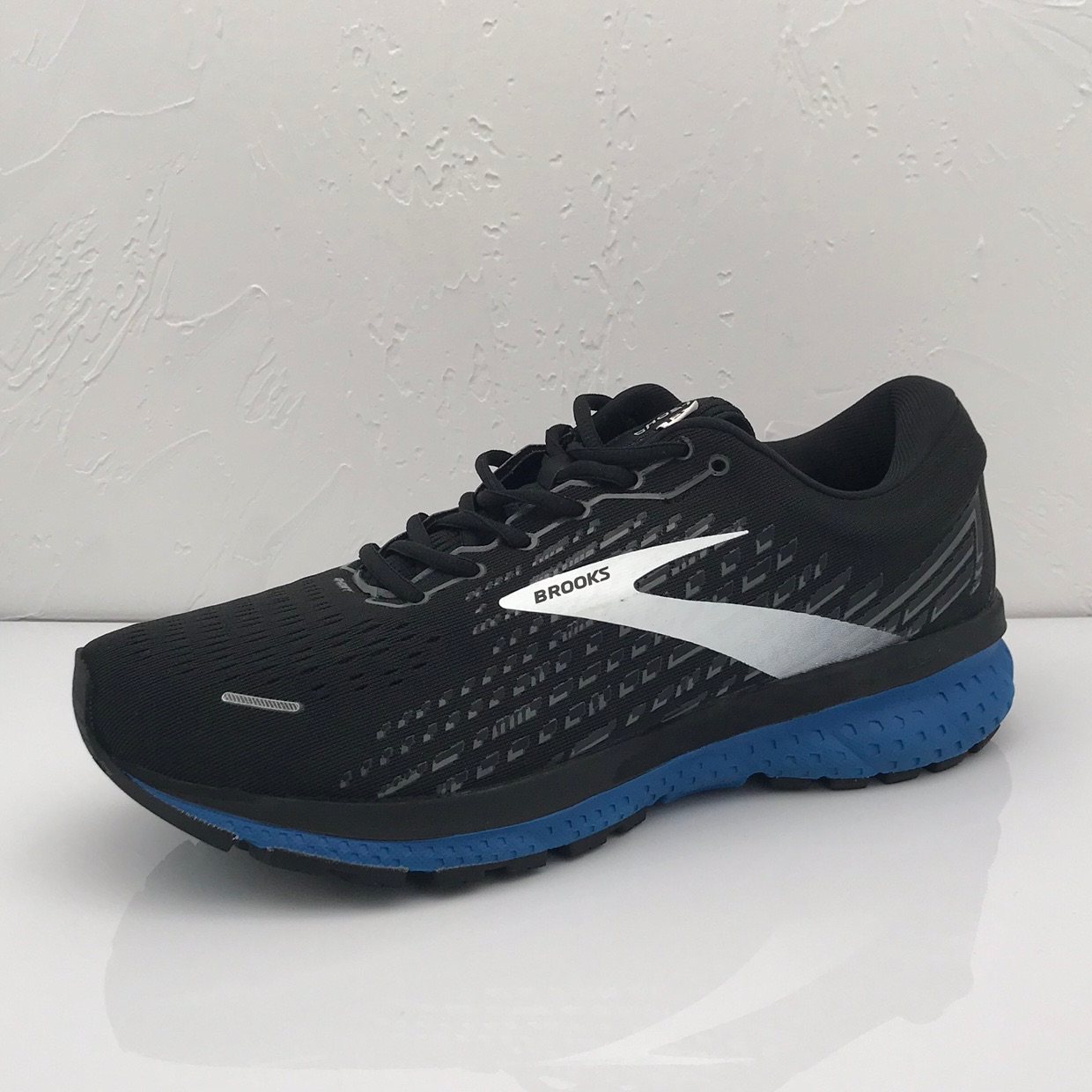 brooks ghost 42.5
