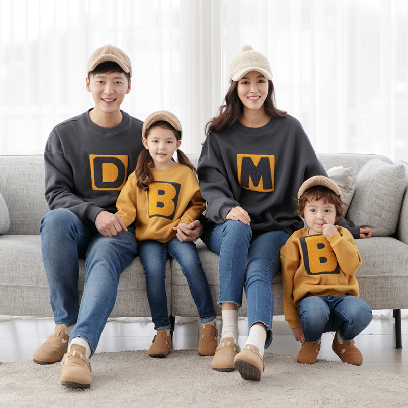 Korean version of parent-child clothing spring and autumn pure cotton letter thick cotton T2020 new family clothing a family of three mother and son mother and daughter outfit