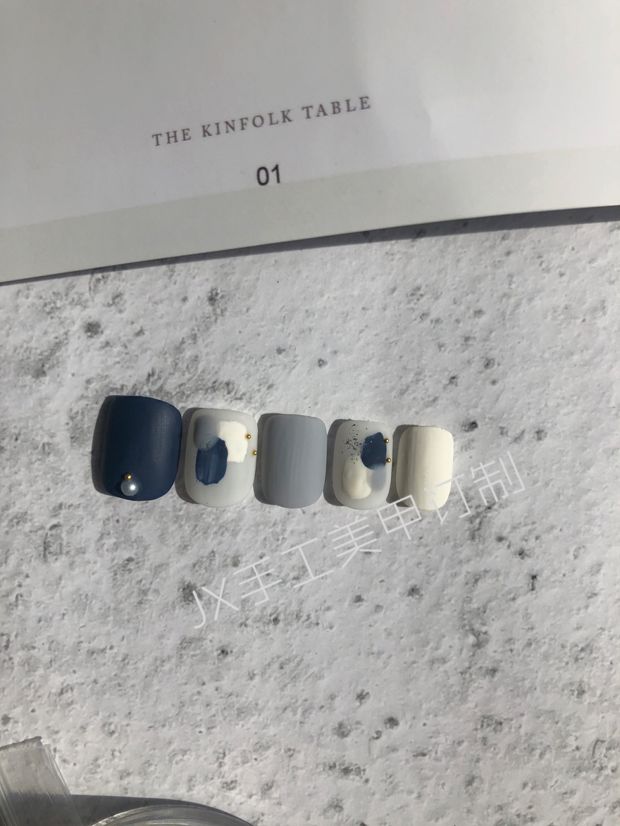 INS handmade manicure wearing armor Xiaohongshu net red style finished nail piece detachable hand-painted glue delivery