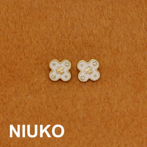 NIUKO delicate four-leaf flower metal decoration Newbuckle Fashion White Gold Upscale Shirt Button Accessories Buckle
