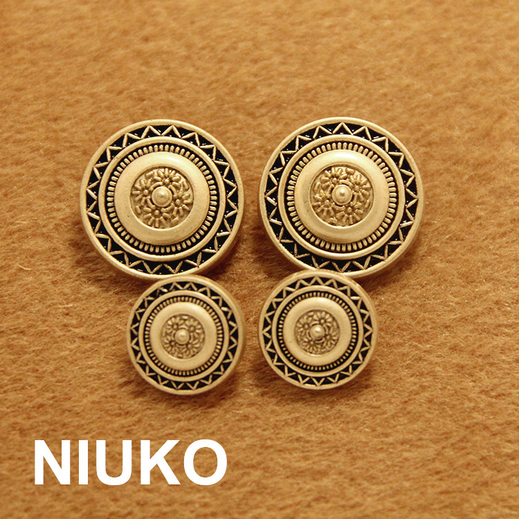 NIUKO accessories refined clothing design retro black gold button High-end Custom Big Clothes Lady Buttons