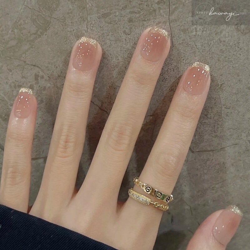 Short French Cat-Eye Style Simple Daily Wear Nail Stickers Fake Nails Removable 2025 New Model H5 Short French Cat-Eye Style Simple Daily Wear Nail Stickers Fake Nails Removable 2025 New Model H5