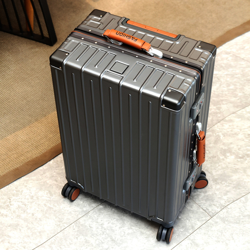 This Year's New Suitcase Is Sturdy and Durable with Contrasting Color Handles, 20-Inch Aluminum Frame, 24-Inch Large Capacity, 26-Inch Cup Holder, and 28-Inch Phone Holder
