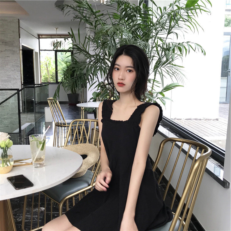 First love Don't make unique harnesses Unique Harness Ocean Dress Summer Little Sub Hot hot Hepburn Black Skirt Fluffy Skirt a short skirt