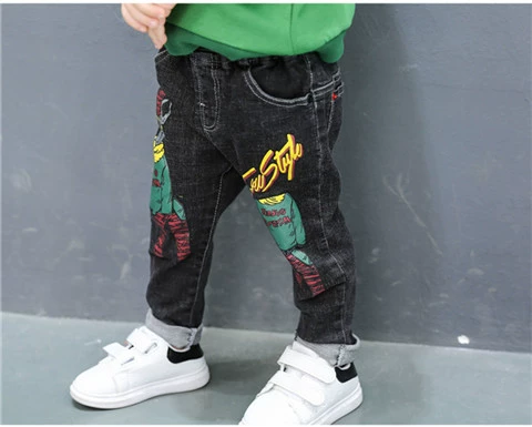 Quần jeans bé trai 2018 thu đông mới Hàn Quốc cho bé 1-3-5-6 tuổi 2 bé cộng với quần nhung dài mùa đông thủy triều quần tất cho bé