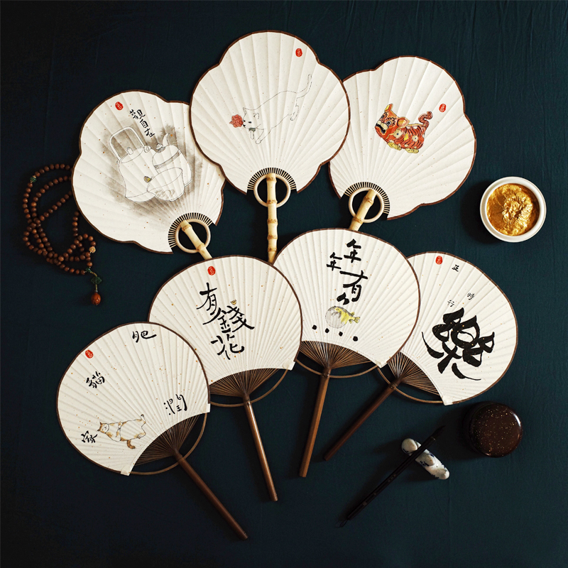 (Find Fan) Japanese style art troupe fan and wind Japanese ancient wind hand-painted pictorial fan Haitang paper fan long handle