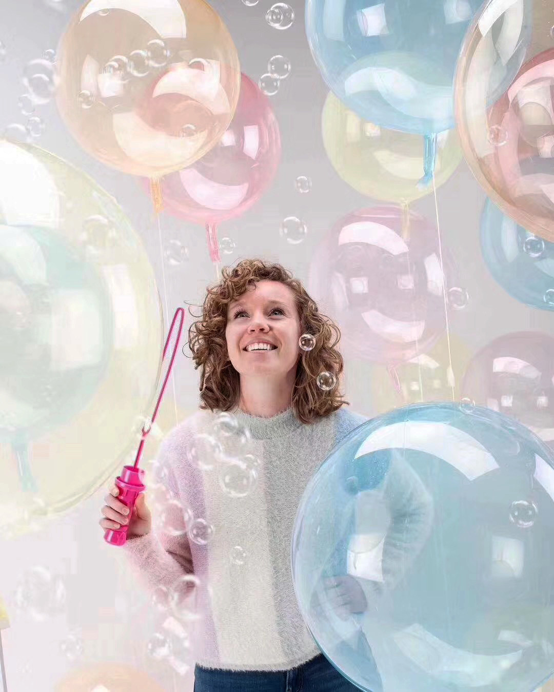 New Birthday Party Decorations Bar Party Wedding Arrangement Creative Transparency Nets Red Floating Crystal Wave Balloons