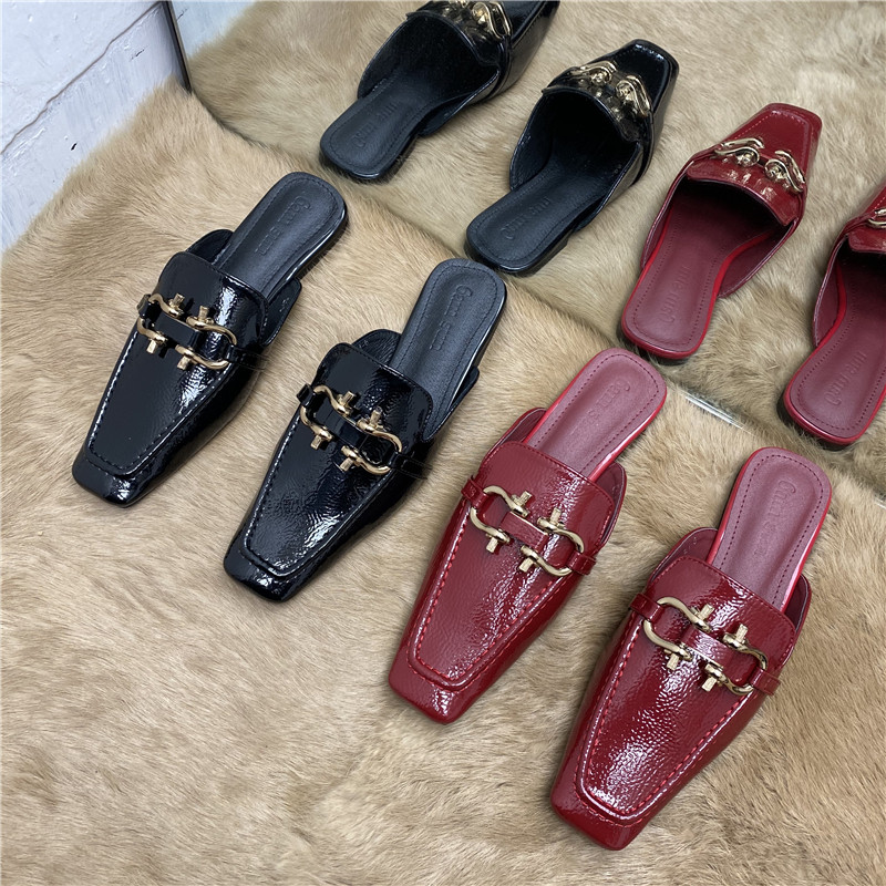 Axigo with the same metal buckle flat toe head drag chic Korean square head patent leather women's sandals and slippers lazy mules
