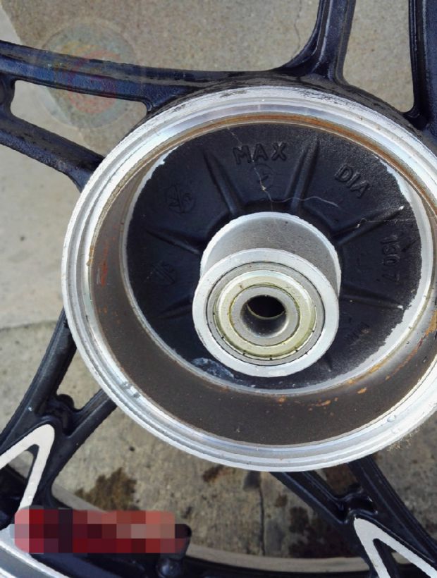Đối với Suzuki Baoyi HJ150-11-11A HJ125-11A-18 bánh xe hợp kim nhôm phía sau vòng thép với lốp - Vành xe máy vành nan hoa xe wave
