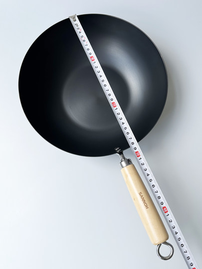 XMAN+ stocks small iron pot, 28CM mini fine iron small wok, frying pan and wok, only more than 3,000