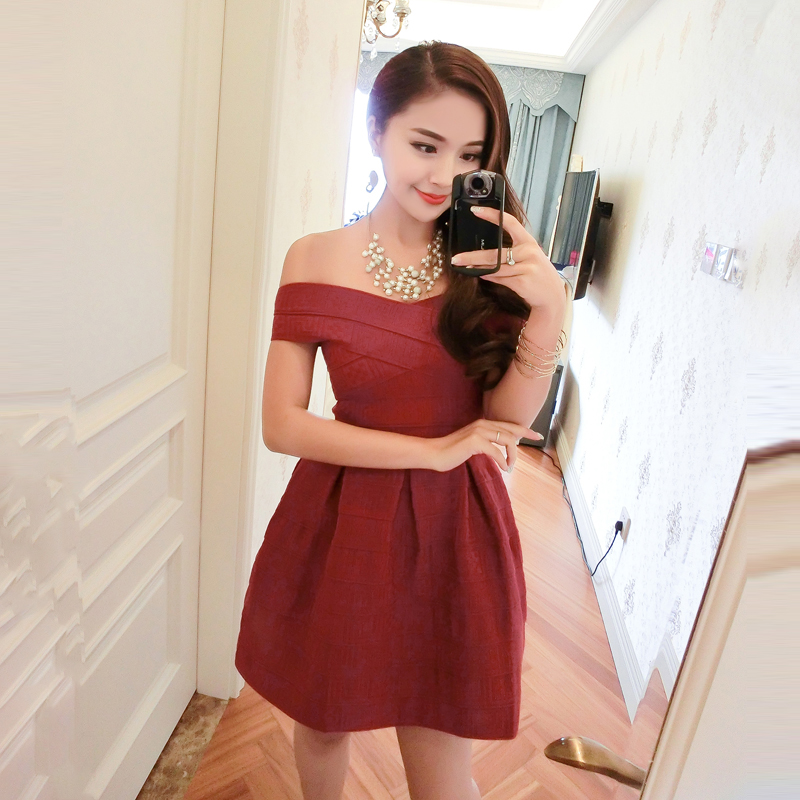 Not Sure What To Wear To A Birthday Party Here S What May Help You Oyeyeah