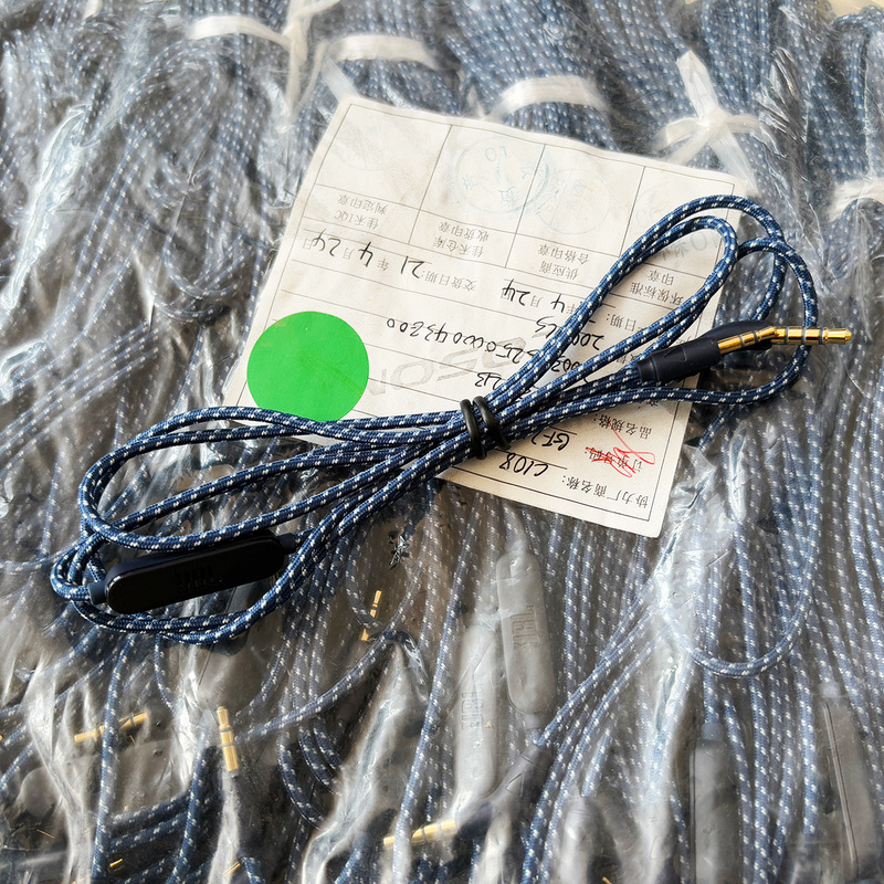 Suitable for Jbl Headphone Audio Cable 3.5mm to 2.5mm with Inline Microphone Nylon Mesh Headphone Cable