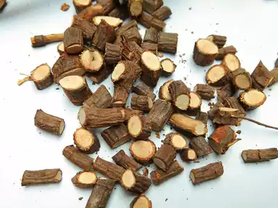 Guizhou Miao Medicine Wild Wa Mei Root Chinese Medicine Iron Chopsticks Root Rock Horse Sang Diamond Wind Wood Root Original Medicine 500g