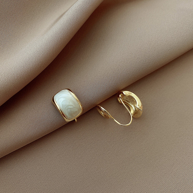 Mosquito coil plate tea series ear clips without ear holes female 2022 new trendy ear acupuncture special design retro niche earrings