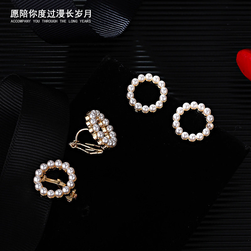 Circle Pearl Earrings Baroque Mosquito Incense Tray Ear Clip Woman Retro Palace Court Wind Small Crowdfree Ear-pin clip