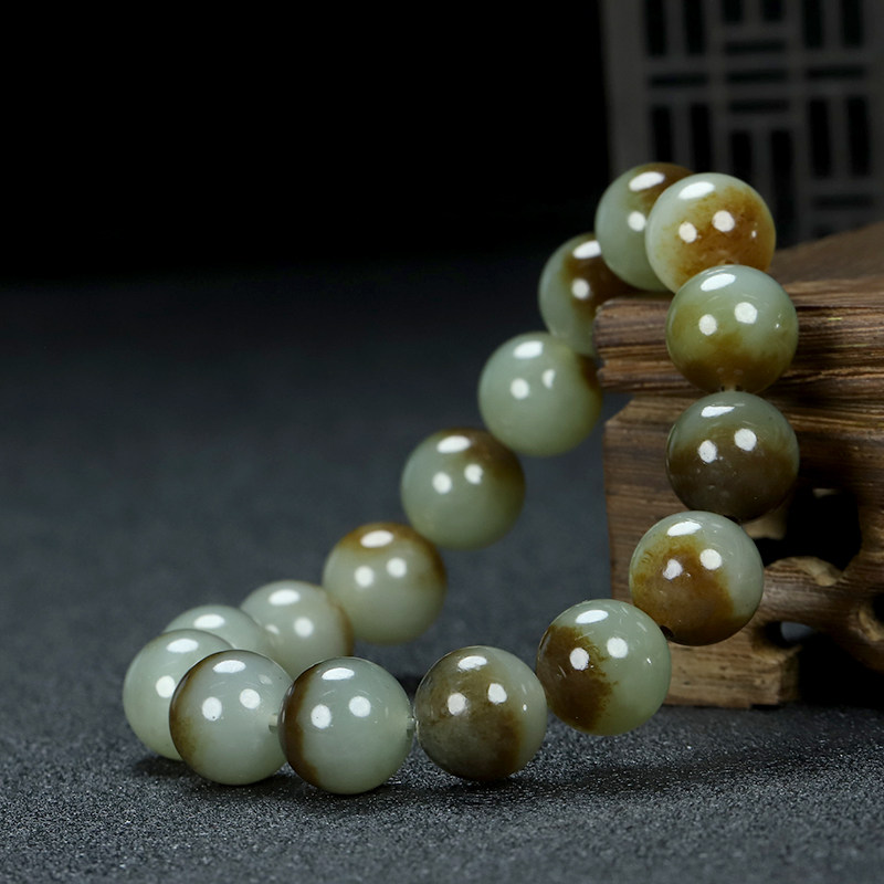 Xinjiang Hetian jade and the last material sugar jade hand chisel natural pretty color bracelet men and women style single circle bead hand chisel 42 38g