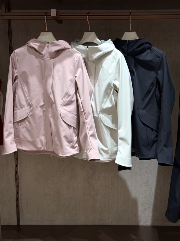 2026 New Outdoor Casual Versatile Softshell Jacket 2026 New Outdoor Casual Versatile Softshell Jacket
