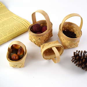 Source Manufacturer from Guangxi, Featuring Unique Handmade Weaving, Mini Wooden Basket, Candy Storage Basket, Wedding G
