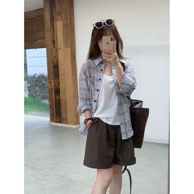 Beautiful Collaboration Style (Limited to One Purchase) Plaid Shirt + Five-Point Shorts + Blue Trousers
