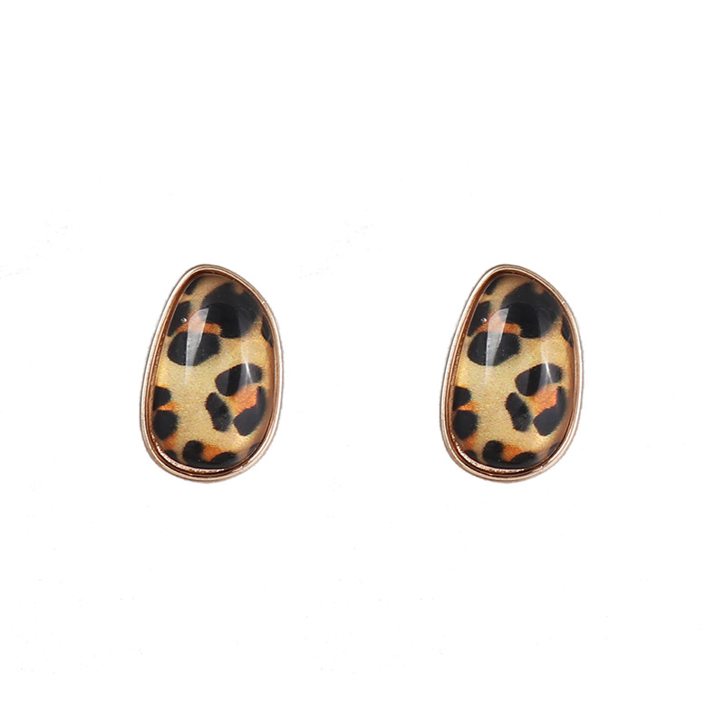 1 Pair Simple Style Oval Leopard Alloy Plating Inlay Shell Women's Ear Studs display picture 4