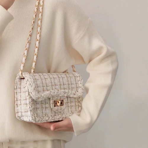 Демисезонная цепь, сумка на одно плечо, небольшая сумка, в стиле Шанель, 2023 года, на цепочке