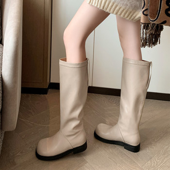 Loose, trendy and cool knight boots, above the knee, french straight boots
